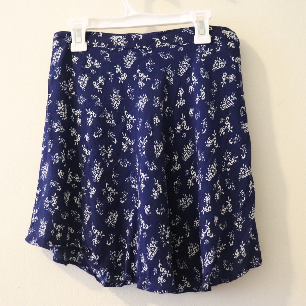 Blue floral circular skirt - Forever 21